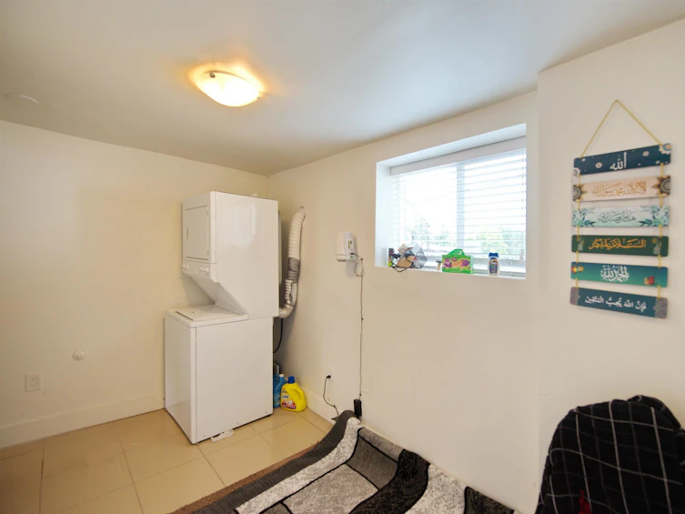 7884 Patterson Avenue, Burnaby, BC, V5J 3P5 - 13