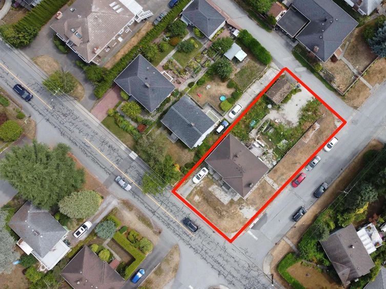 7884 Patterson Avenue, Burnaby, BC, V5J 3P5 - 18