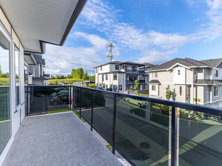 4-31538 Upper Maclure, Abbotsford, BC, V2T 0J3 - 31