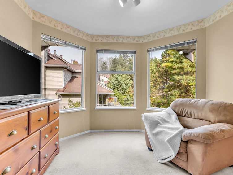 201-13900 Hyland Road, Surrey, BC, V3W 1K4 - 17