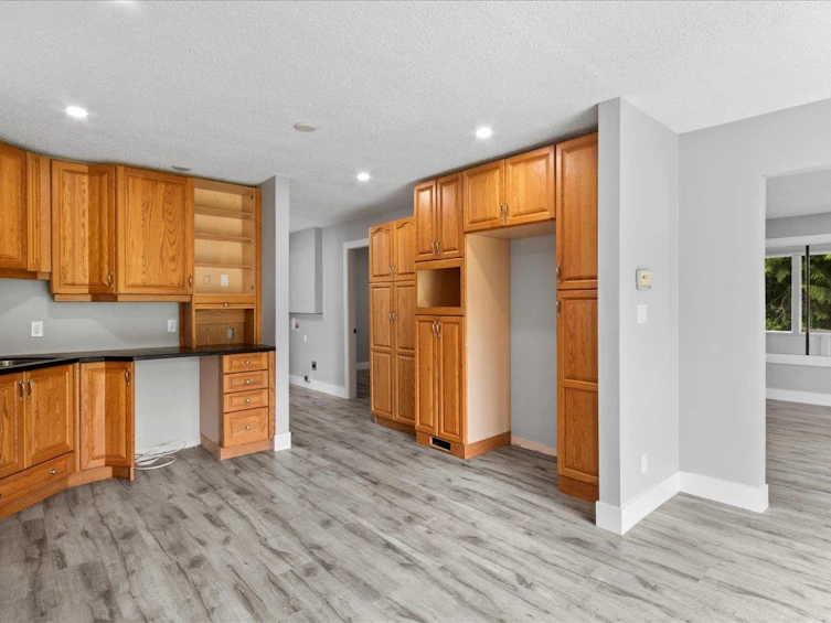 8090 Atchelitz Road, Chilliwack, BC, V2R 4H4 - 10