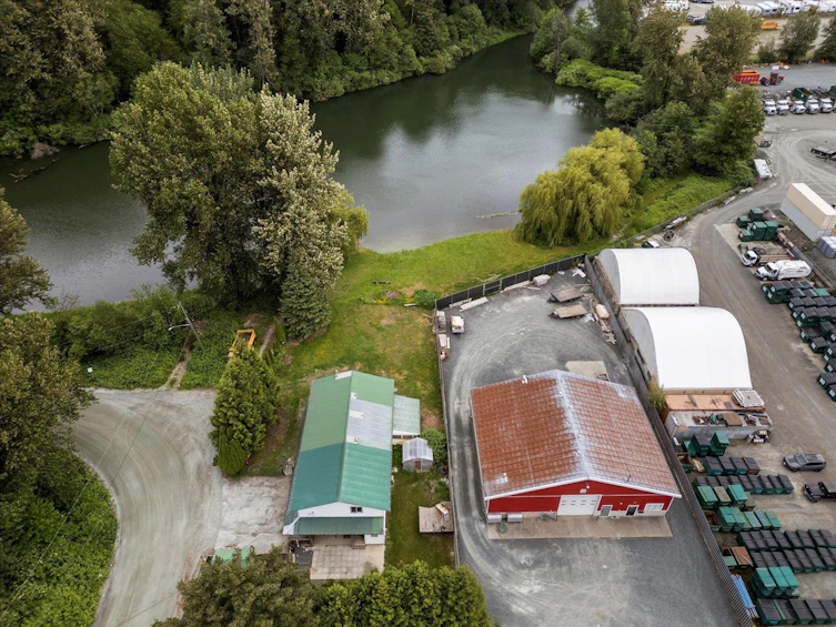 8090 Atchelitz Road, Chilliwack, BC, V2R 4H4 - 39