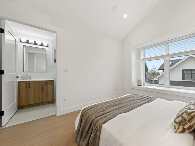 1377 East 24th Avenue, Vancouver, BC, V5V 2B6 - 19