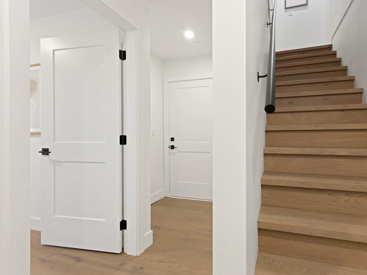 1377 East 24th Avenue, Vancouver, BC, V5V 2B6 - 23