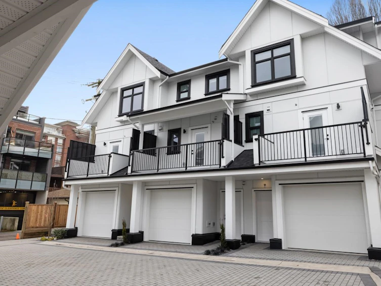 1377 East 24th Avenue, Vancouver, BC, V5V 2B6 - 31