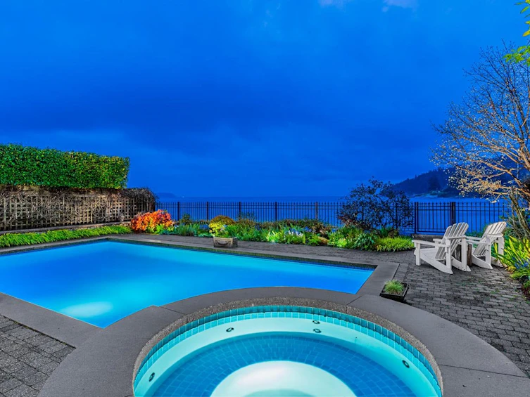 4472 Ross Crescent, West Vancouver, BC, V7W 1B2 - 32