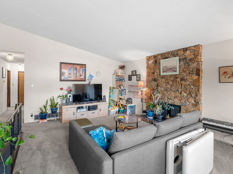 3450 E 51st Avenue, Vancouver, BC, V5S 1S6 - 3