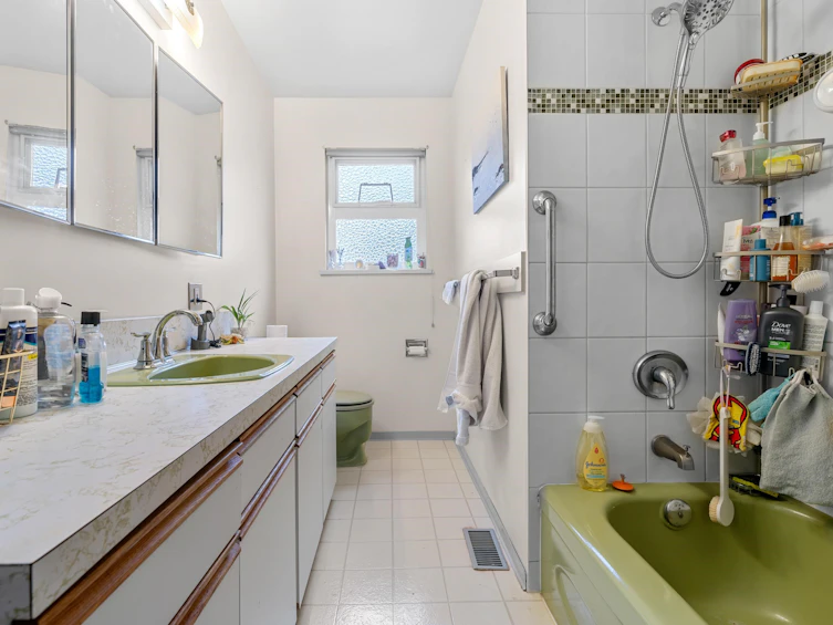 3450 E 51st Avenue, Vancouver, BC, V5S 1S6 - 21