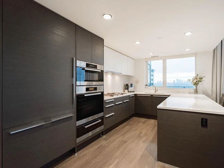 4007-2008 Rosser Avenue, Burnaby, BC, V5C 0H8 - 4