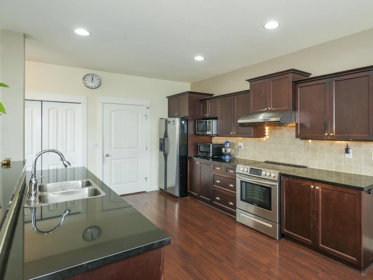 8336 209a Street, Langley, BC, V2Y 0A5 - 14