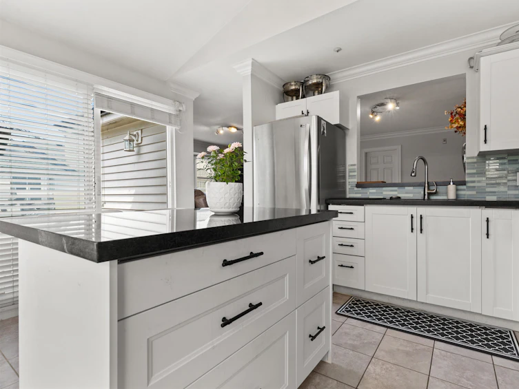 301-12769 72, Surrey, BC, V3W 2M7 - 24