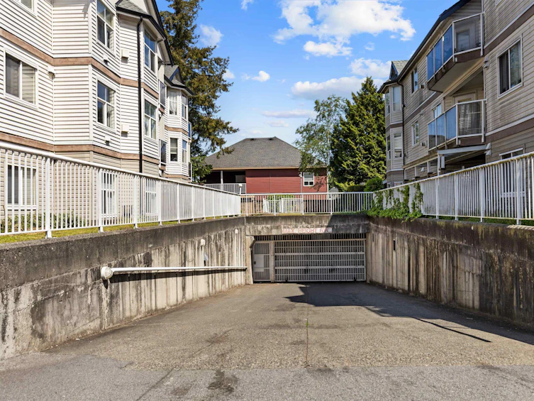301-12769 72, Surrey, BC, V3W 2M7 - 31