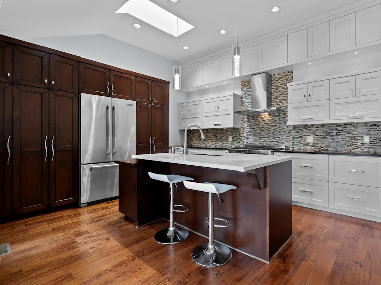 15348 Victoria Avenue, Surrey, BC, V4B 1H2 - 13