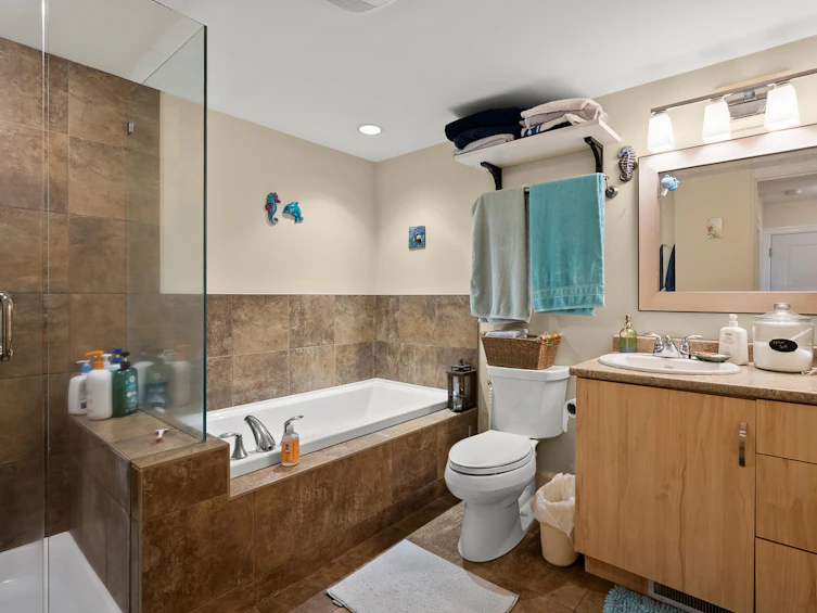15348 Victoria Avenue, Surrey, BC, V4B 1H2 - 34