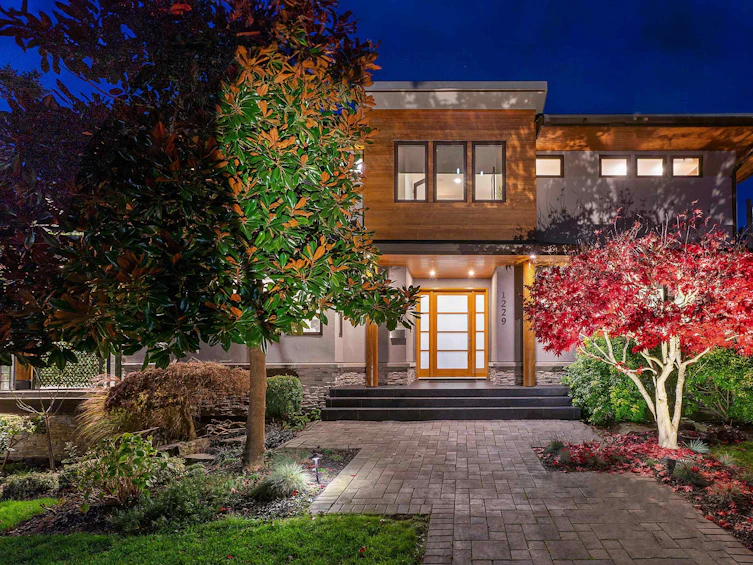1229 Anderson Street, Surrey, BC, V4B 3P2 - 2