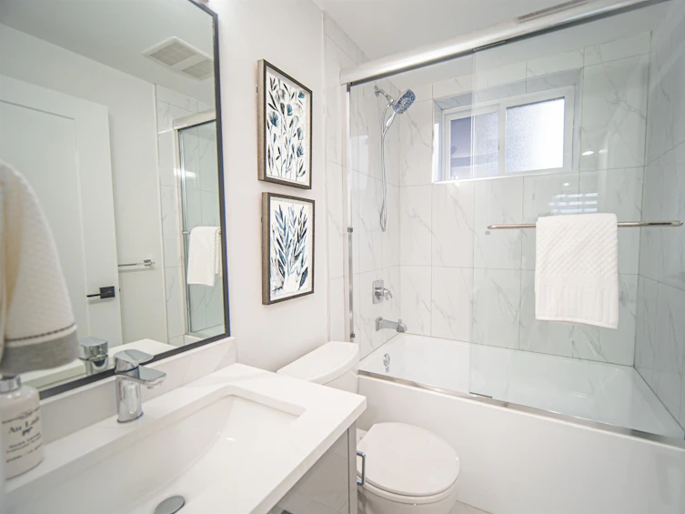 2831 Mcgill Street, Vancouver, BC, V5K 1H7 - 12