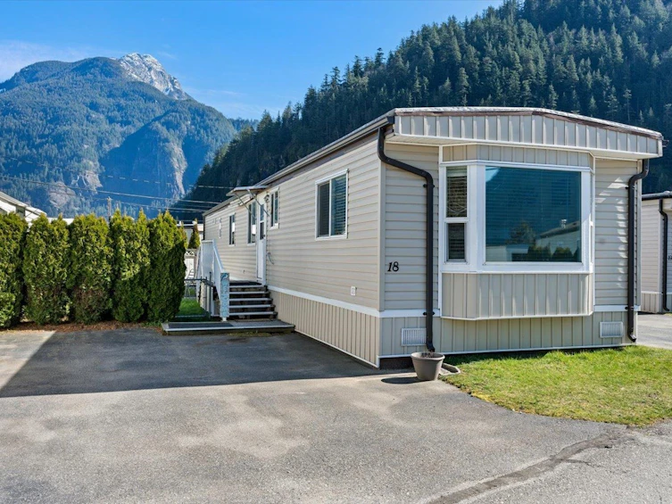 18-62780 Flood Hope Road, Hope, BC, V0X 1L2