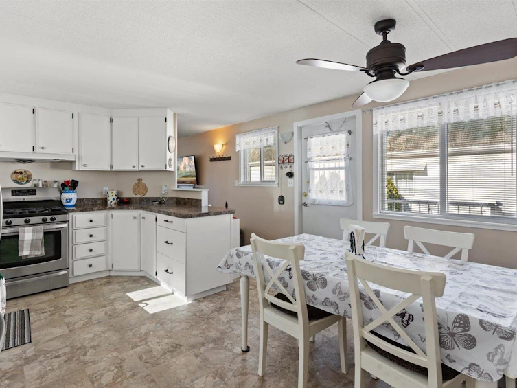 18-62780 Flood Hope Road, Hope, BC, V0X 1L2 - 6