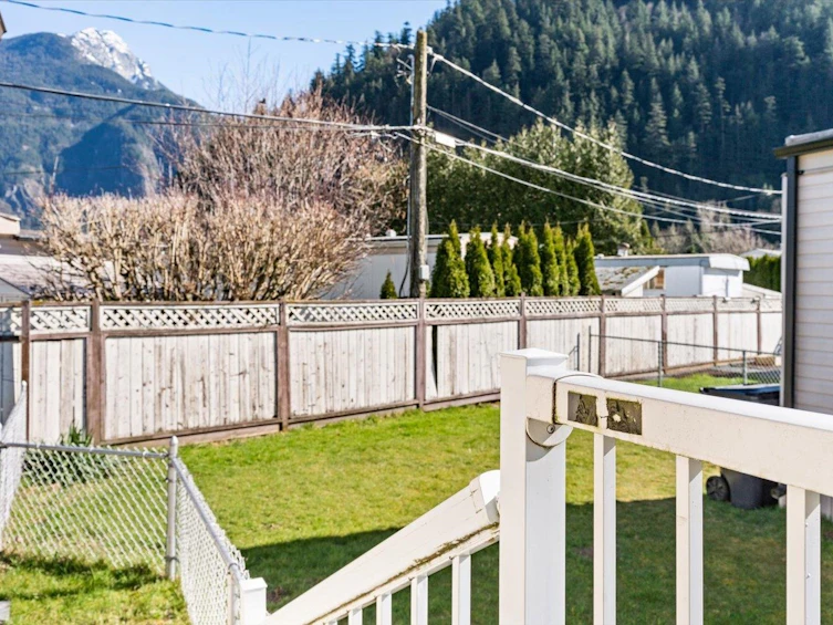 18-62780 Flood Hope Road, Hope, BC, V0X 1L2 - 19