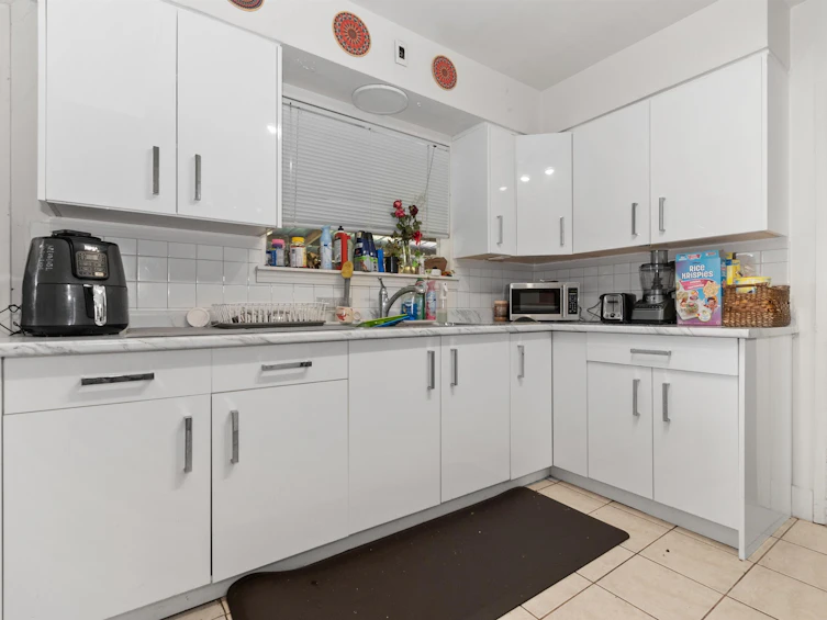 9835 Hazel Street, Chilliwack, BC, V2P 5P3 - 12