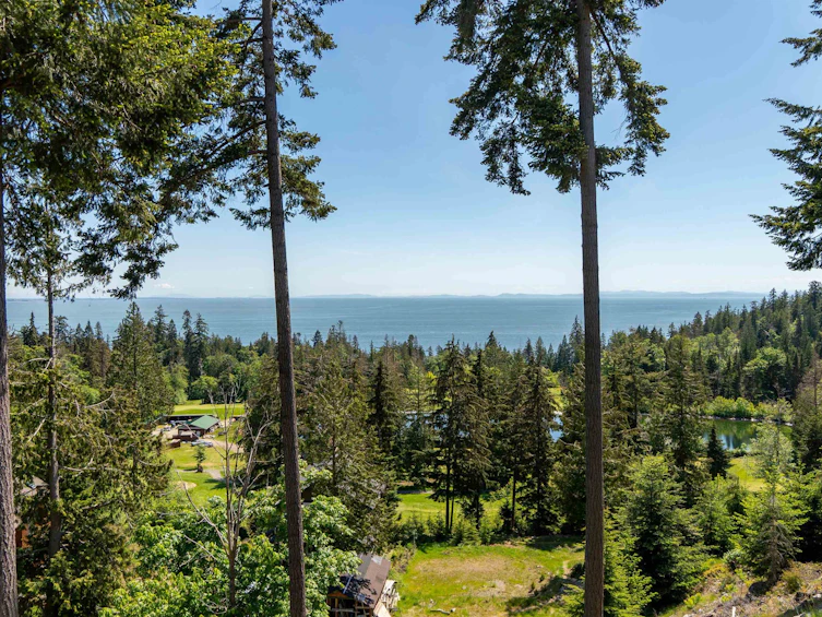 941 Blue Sky Circle, Bowen Island, BC, V0N 1G2 - 38
