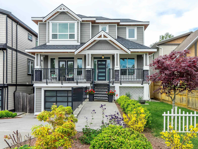 15571 Goggs Avenue, Surrey BC V4B 2N5