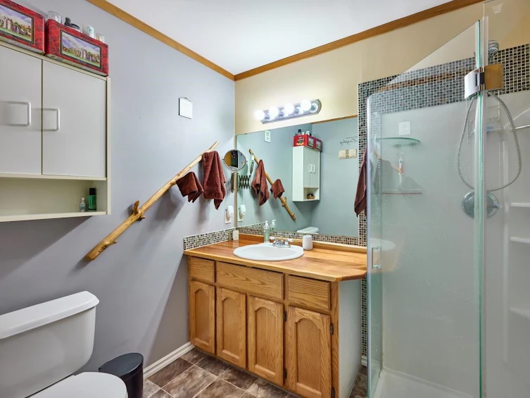 23426 Dewdney Trunk Road, Maple Ridge, BC, V2X 3L7 - 15