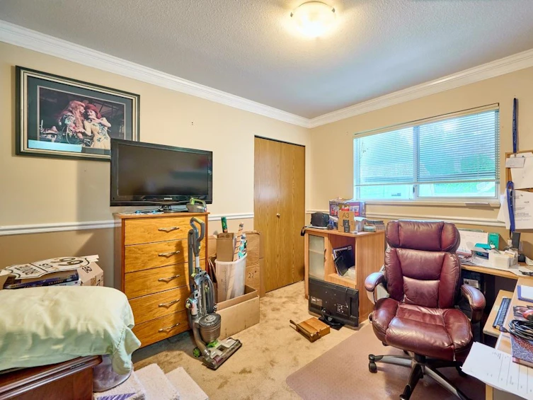 23426 Dewdney Trunk Road, Maple Ridge, BC, V2X 3L7 - 17
