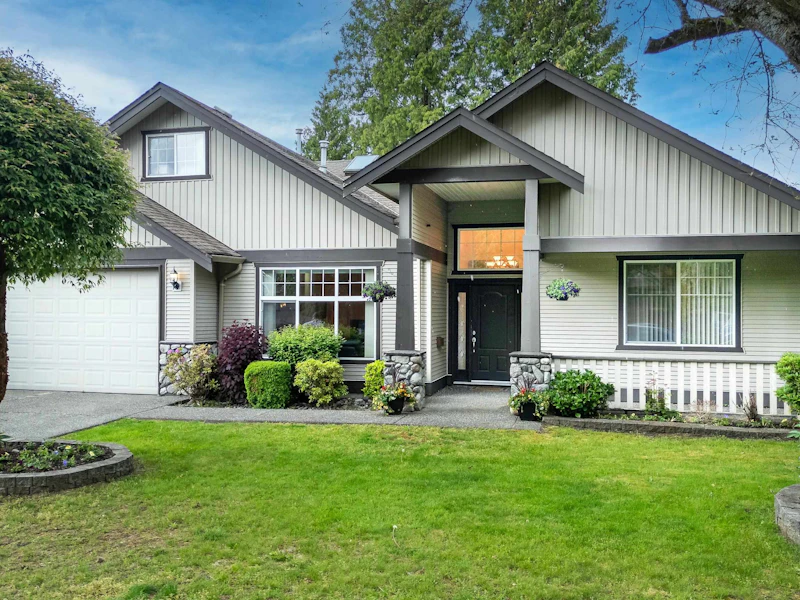 21053 Stonehouse Avenue, Maple Ridge BC V2X 8C4
