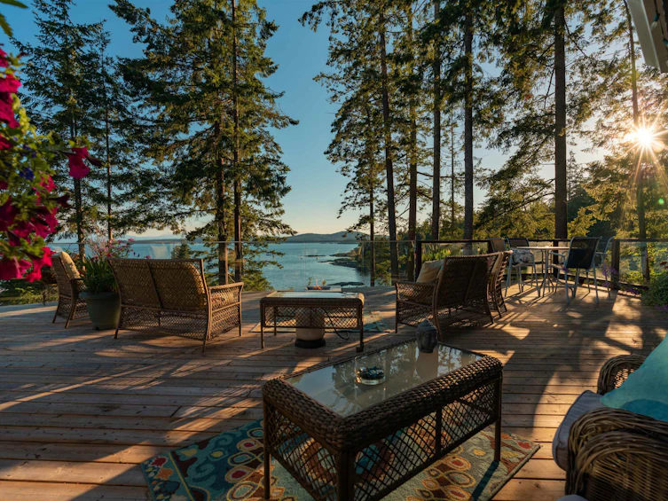 9127 Redrooffs Road, Halfmoon Bay, BC, V0N 1Y0 - 3