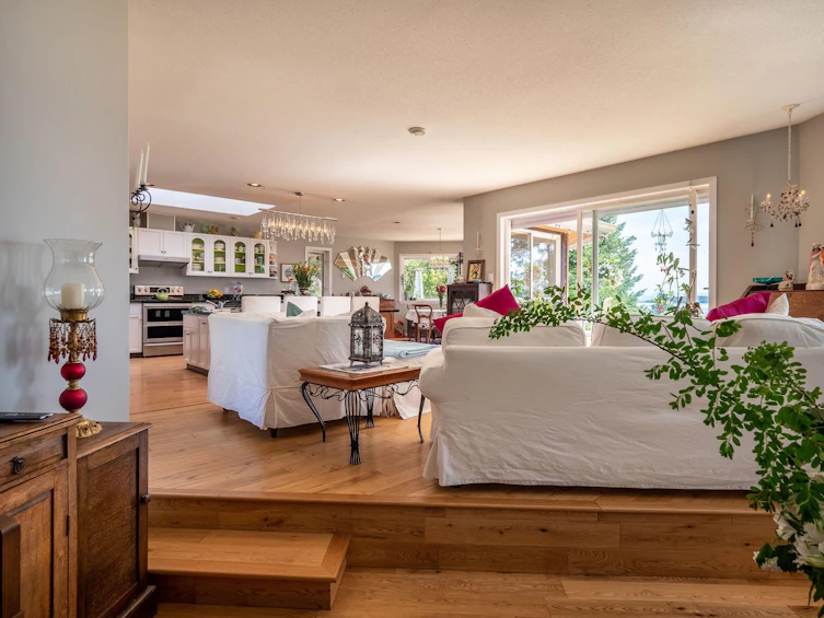 9127 Redrooffs Road, Halfmoon Bay, BC, V0N 1Y0 - 6