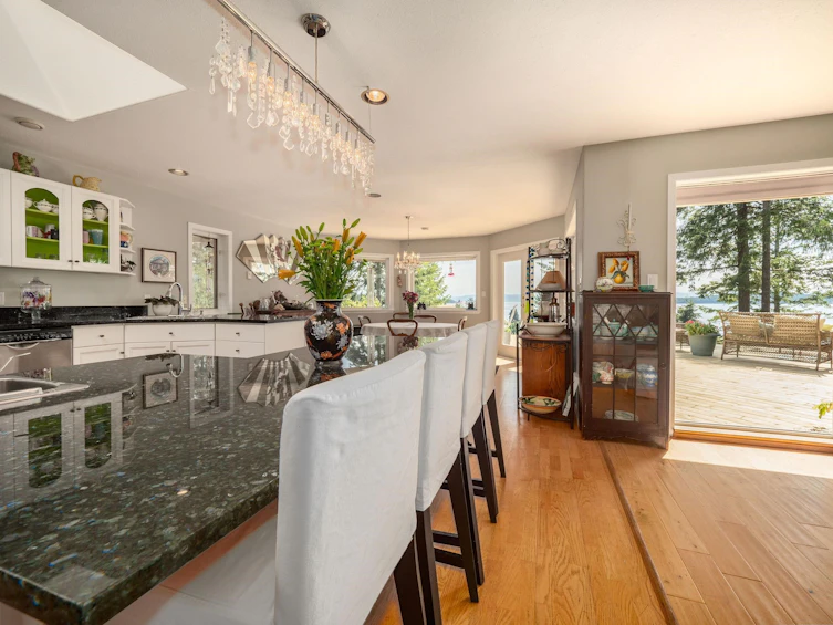 9127 Redrooffs Road, Halfmoon Bay, BC, V0N 1Y0 - 8