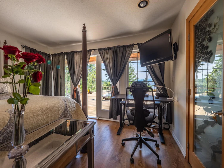 9127 Redrooffs Road, Halfmoon Bay, BC, V0N 1Y0 - 17