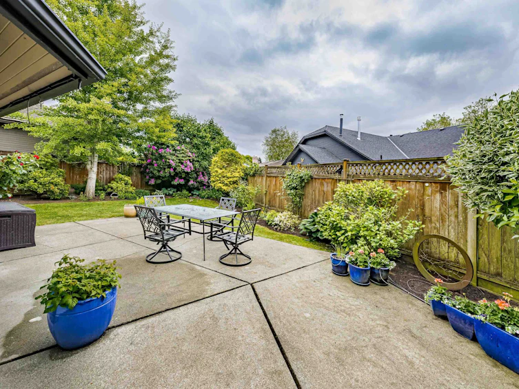 708 Juniper Place, Delta, BC, V4L 2J2 - 37