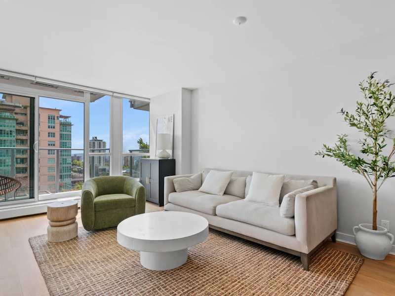 1008 - 135 E 17th Street, North Vancouver BC V7M 1V5