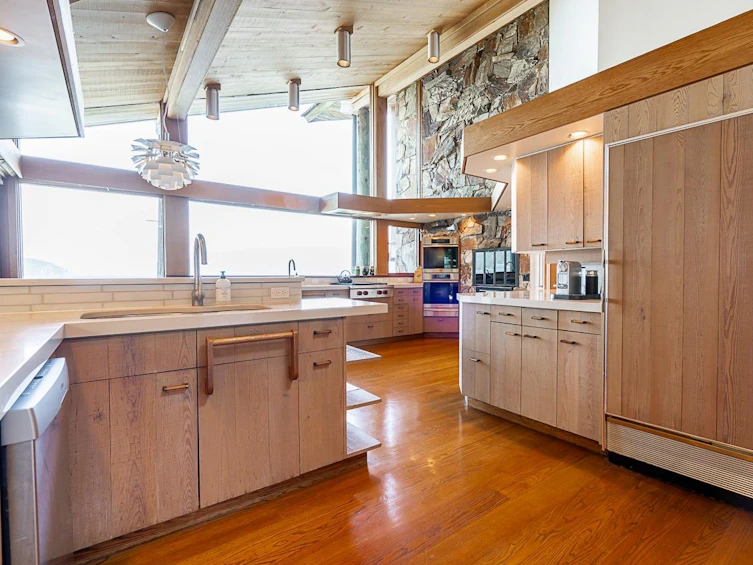 370-370-374 Smugglers Cove Road, Bowen Island, BC, V0N 1G1 - 8