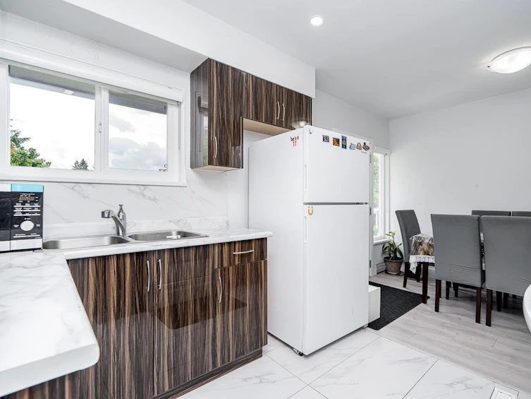 7850 Patterson Avenue, Burnaby, BC, V5J 3P5 - 15
