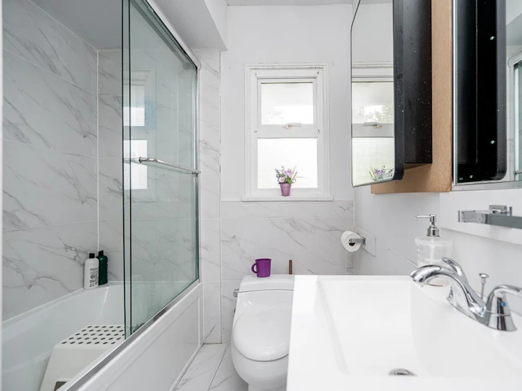 7850 Patterson Avenue, Burnaby, BC, V5J 3P5 - 19