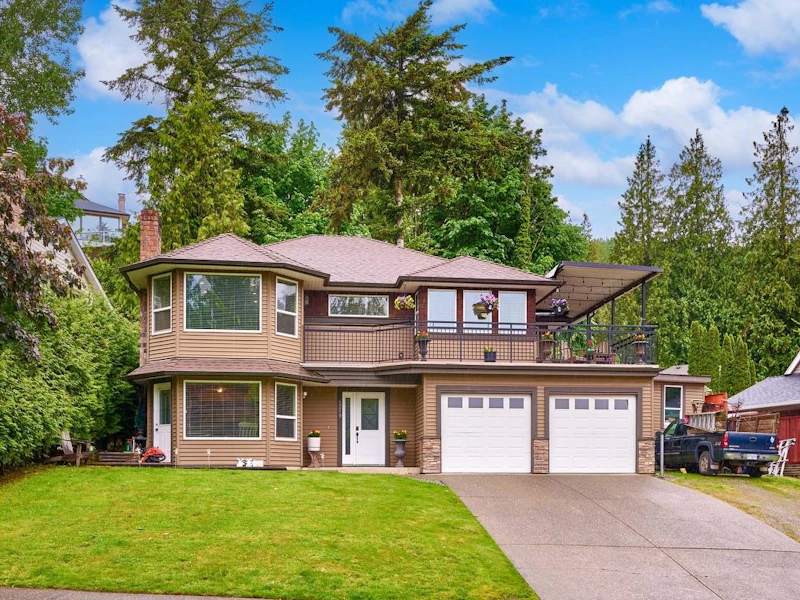 2219 Mountain Drive, Abbotsford BC V3G 1E1