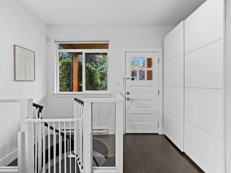 1233 E 18th Avenue, Vancouver, BC, V5V 1H3 - 9