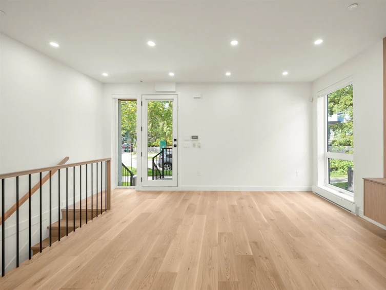 1904 East 8th Avenue, Vancouver, BC, V5N 1T8 - 13
