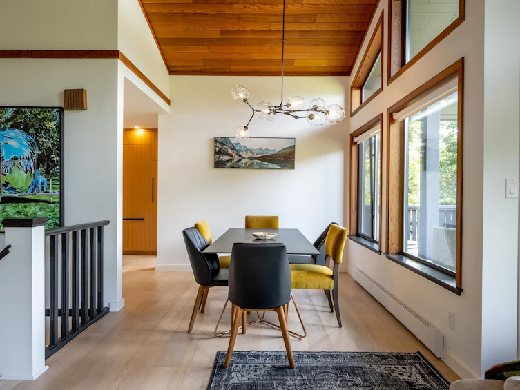 7206 Fitzsimmons Road North, Whistler, BC, V8E 0E3 - 7