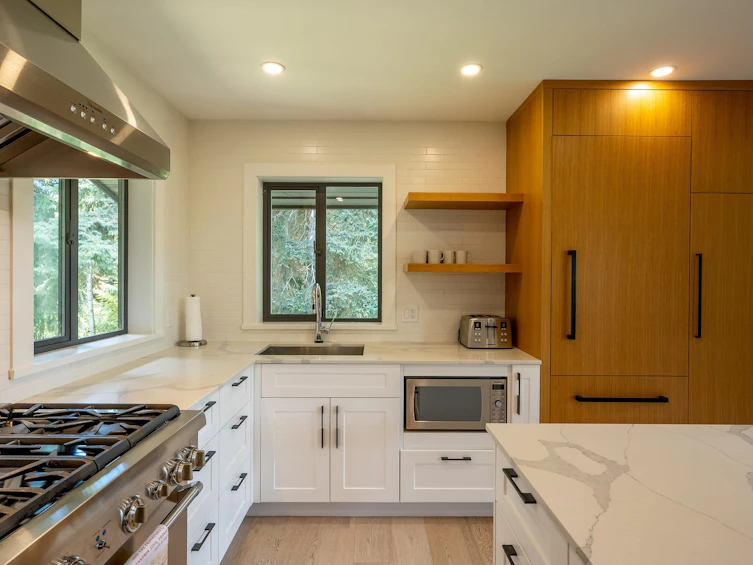 7206 Fitzsimmons Road North, Whistler, BC, V8E 0E3 - 9