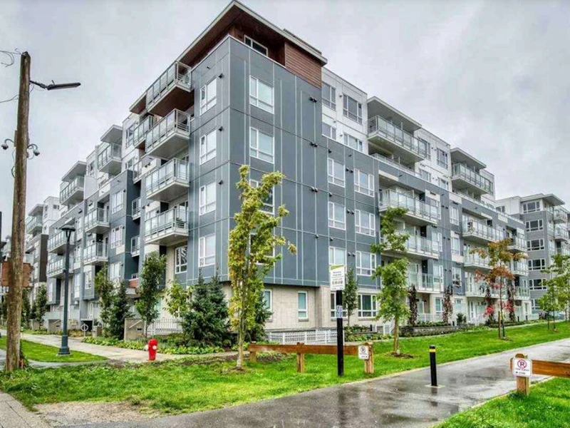 109 - 10603 140th Street, Surrey BC