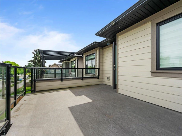 230 Howes Street, New Westminster, BC, V3M 5L6 - 24