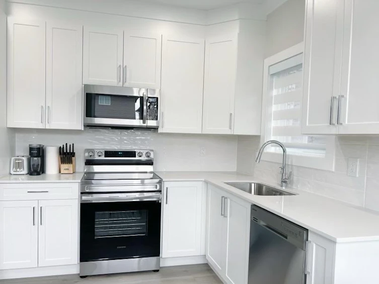 230 Howes Street, New Westminster, BC, V3M 5L6 - 30
