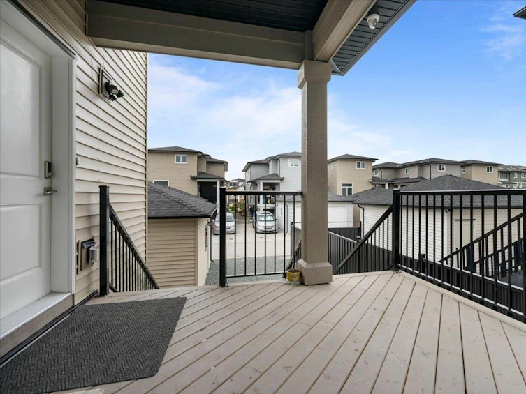 230 Howes Street, New Westminster, BC, V3M 5L6 - 36