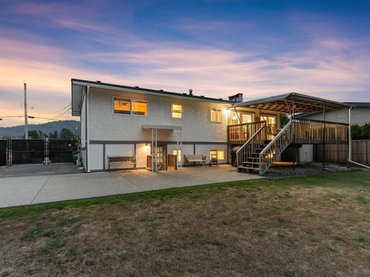 46110 Greenwood Drive, Chilliwack, BC, V2R 4C8 - 32