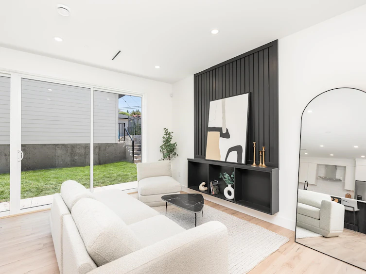 1-3378 Seaforth Drive, Vancouver, BC, V5M 4C5 - 10