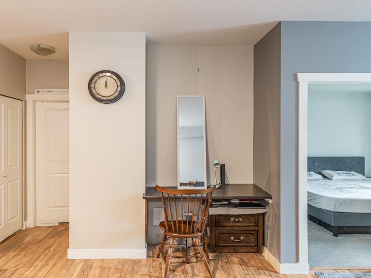 323-9655 King George, Surrey, BC, V3T 0C7 - 6